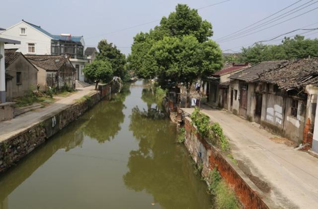 逃离沙漠建筑